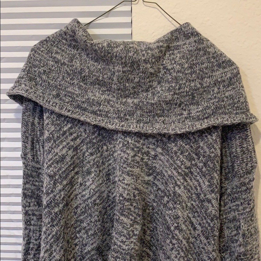 Gray Mock Neck Sweater - Picture 2 of 2
